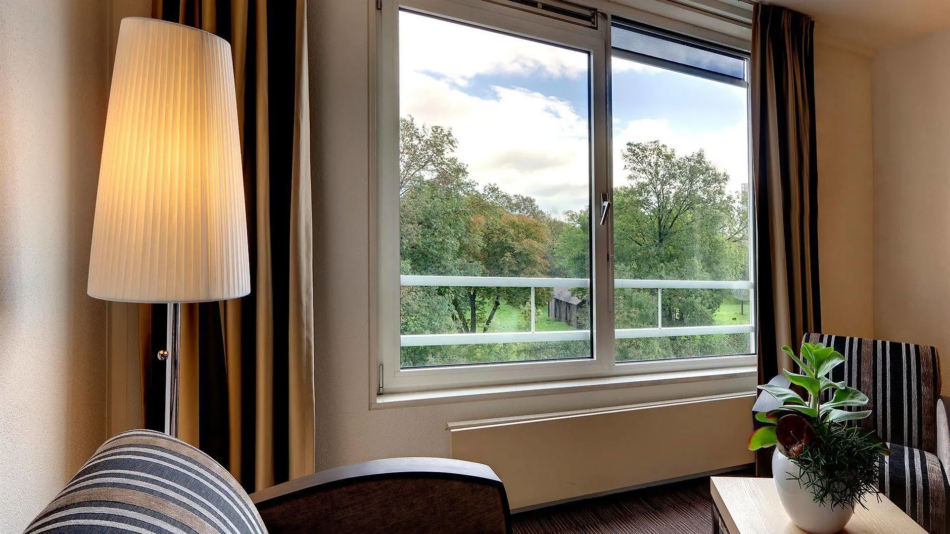 Hotel Mitland Utrecht